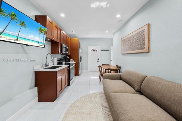 3134 Carter St 2, Miami, FL 33133