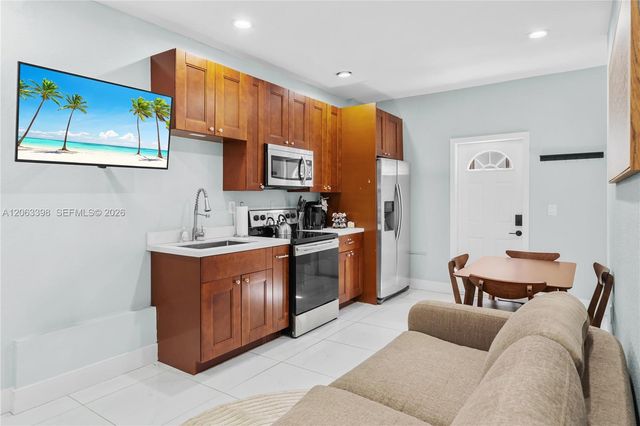 3134 Carter St 2, Miami, FL 33133