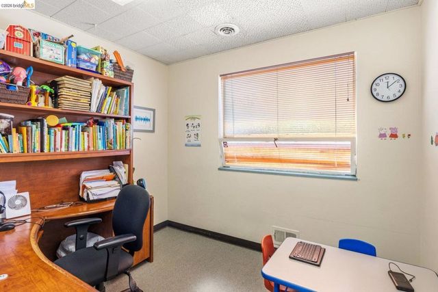 3021 Telegraph Ave, Berkeley, CA 94705