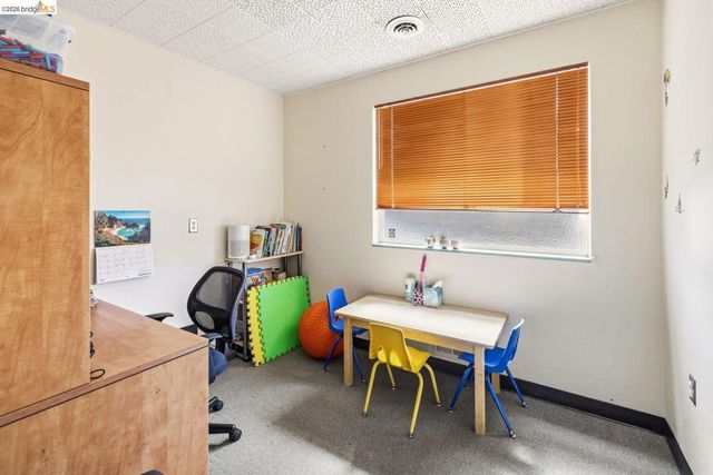 3021 Telegraph Ave, Berkeley, CA 94705