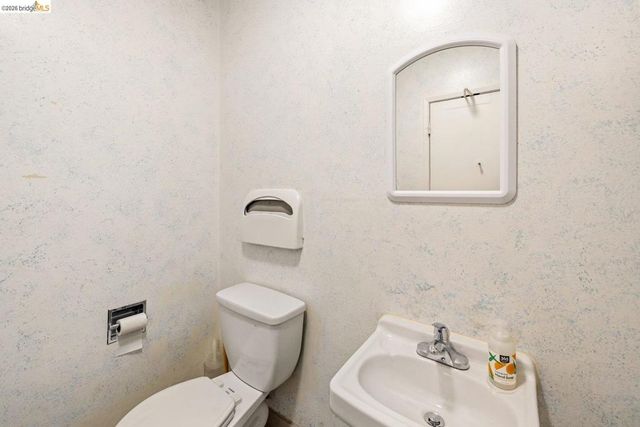3021 Telegraph Ave, Berkeley, CA 94705
