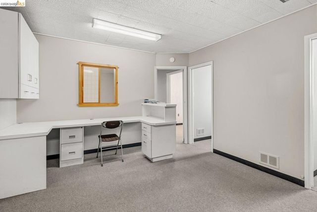 3021 Telegraph Ave, Berkeley, CA 94705