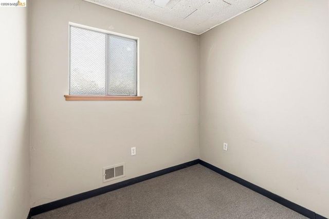 3021 Telegraph Ave, Berkeley, CA 94705