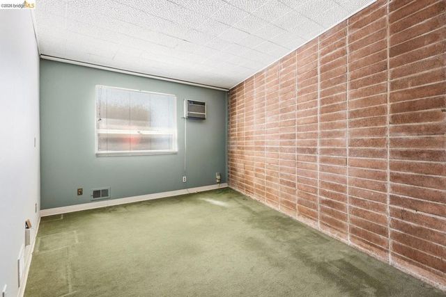 3021 Telegraph Ave, Berkeley, CA 94705