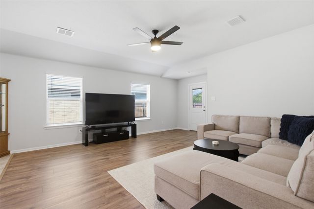 3713 Ridgeway Lane, Denton, TX 76226