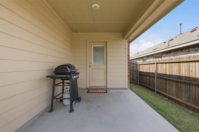 3713 Ridgeway Lane, Denton, TX 76226