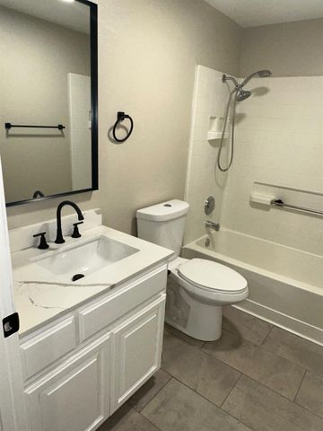 3096 Castle Rock Ct, Ceres, CA 95307