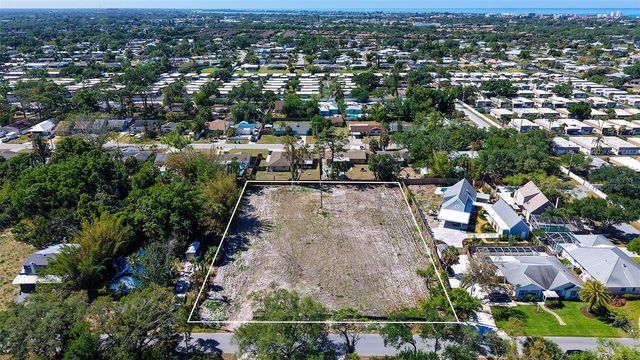2424 ASHTON ROAD, Sarasota, FL 34231