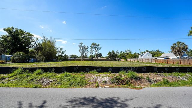 2424 ASHTON ROAD, Sarasota, FL 34231