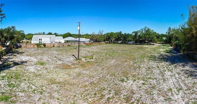 2424 ASHTON ROAD, Sarasota, FL 34231