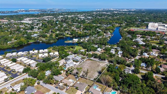 2424 ASHTON ROAD, Sarasota, FL 34231