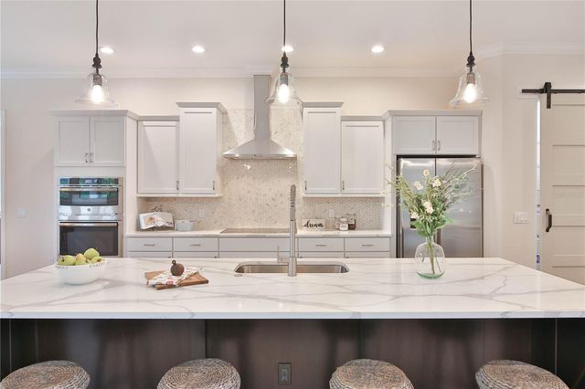 2424 ASHTON ROAD, Sarasota, FL 34231