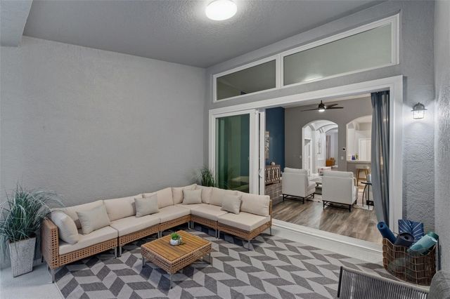 29432 FOREST GLEN DRIVE, Wesley Chapel, FL 33543