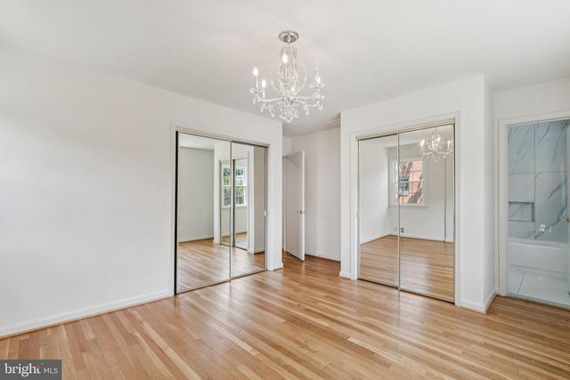 2827 ELLICOTT ST NW, Washington, DC 20008