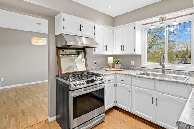 5815 Evergreen Lane, Shoreview, MN 55126