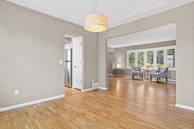 5815 Evergreen Lane, Shoreview, MN 55126