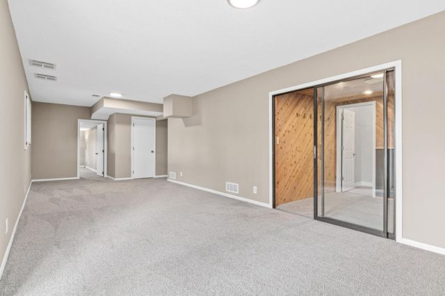 5815 Evergreen Lane, Shoreview, MN 55126