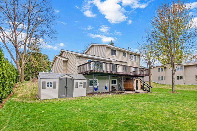 5815 Evergreen Lane, Shoreview, MN 55126