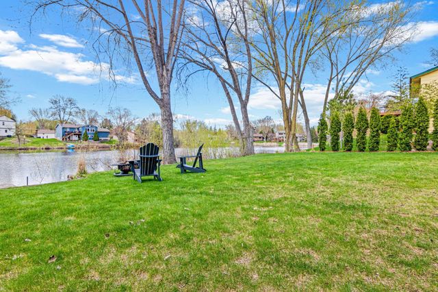 5815 Evergreen Lane, Shoreview, MN 55126