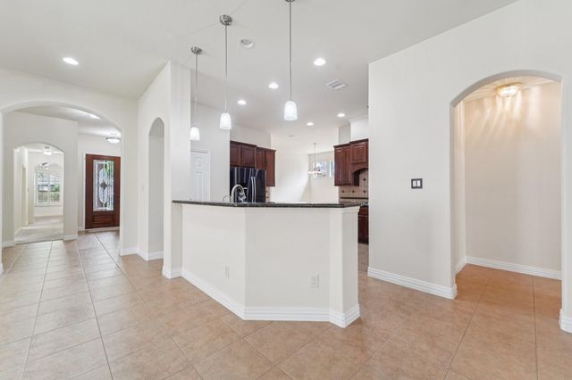 25500 Vinechase Drive, Porter, TX 77365