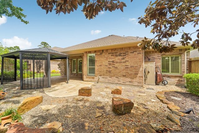 25500 Vinechase Drive, Porter, TX 77365