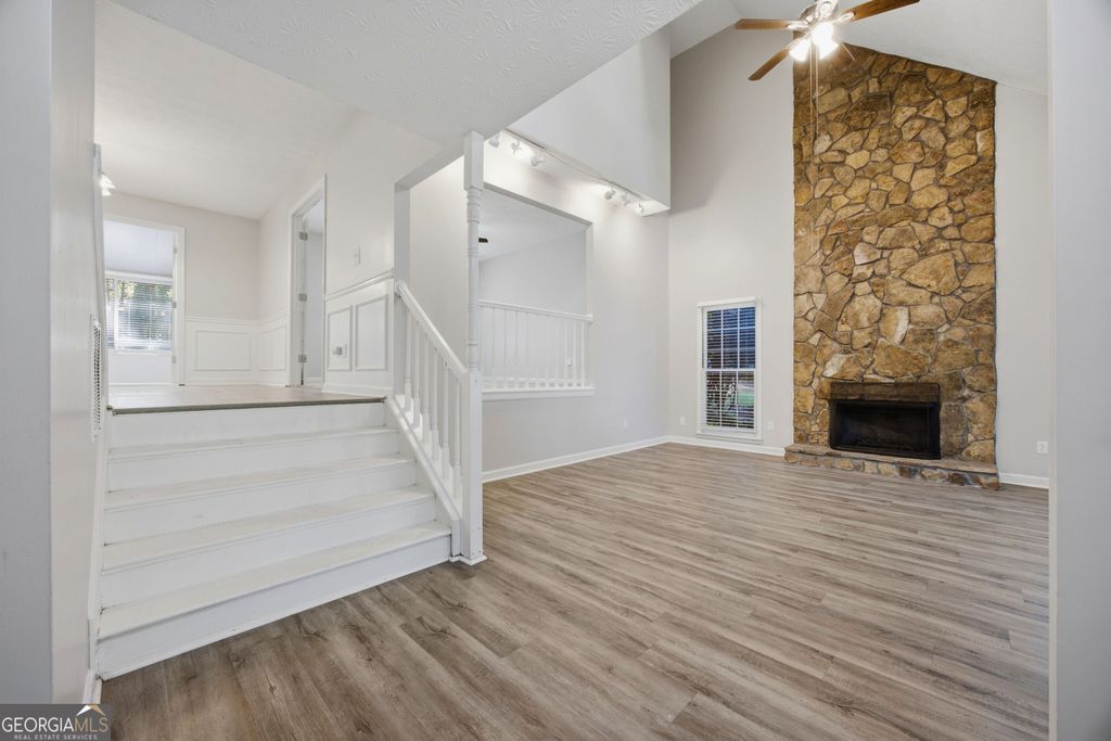 1055 Wellers Court, Roswell, GA 30076 — photo 2