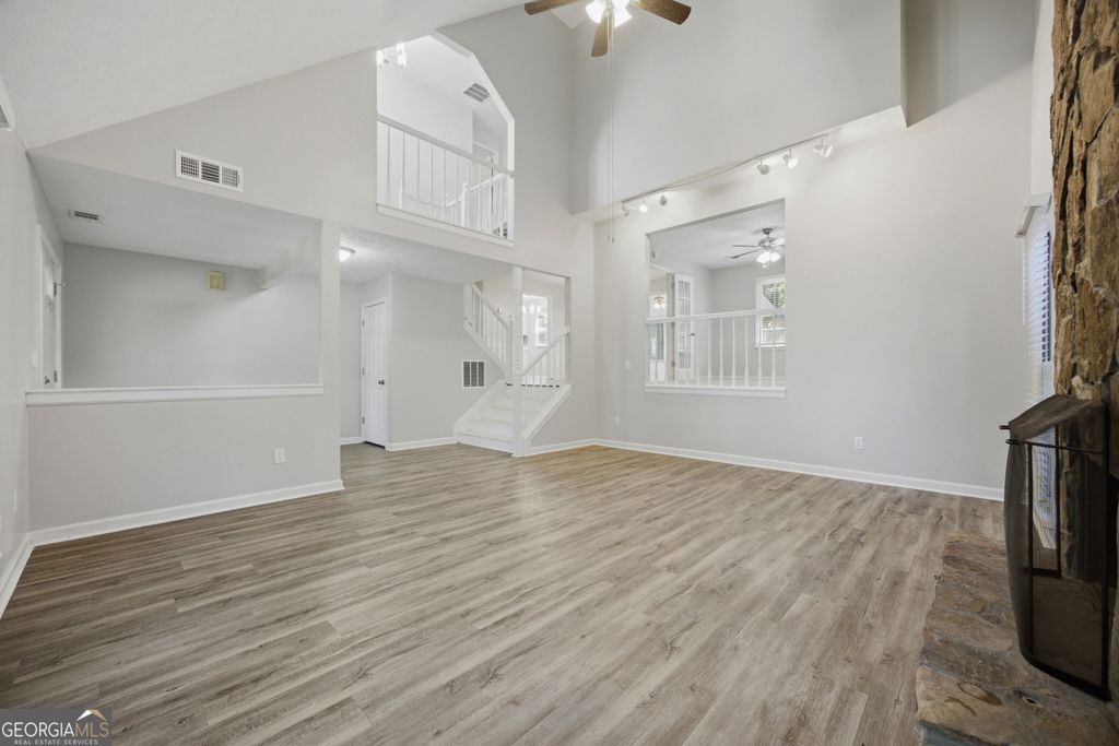 1055 Wellers Court, Roswell, GA 30076 — photo 3