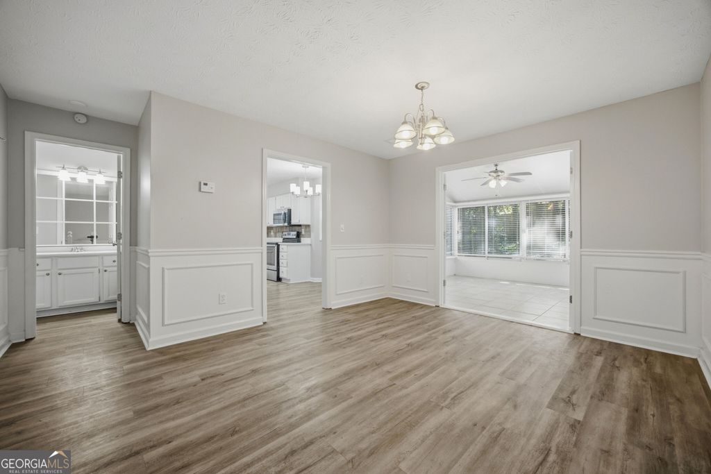1055 Wellers Court, Roswell, GA 30076 — photo 5