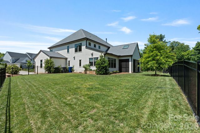 14109 Pinoli Pine Circle, Huntersville, NC 28078