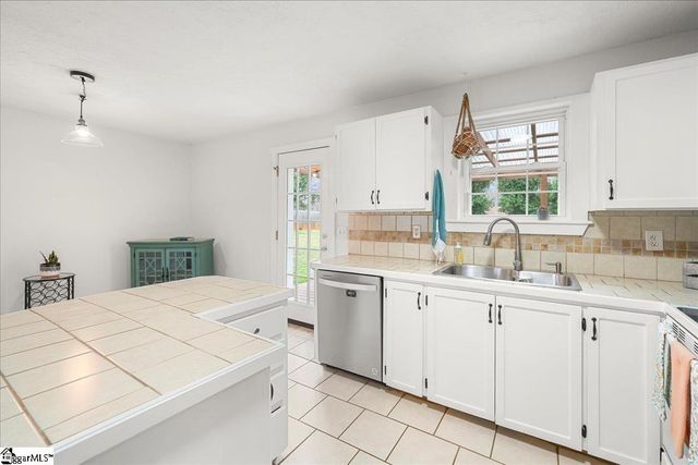 113 Gayle Street, Piedmont, SC 29673