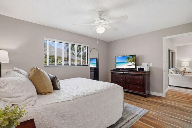 2538 OAKLEAF LANE 33B, Clearwater, FL 33763