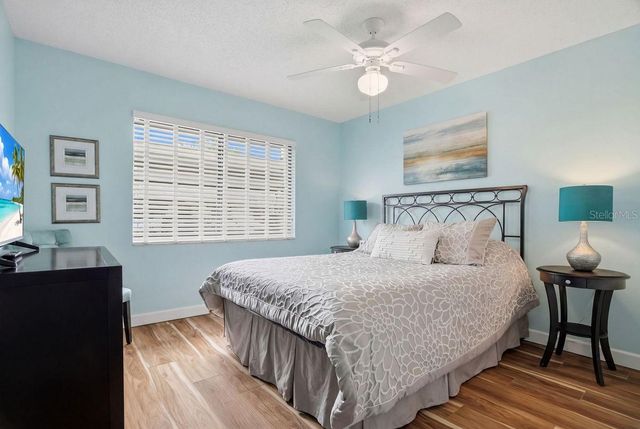 2538 OAKLEAF LANE 33B, Clearwater, FL 33763