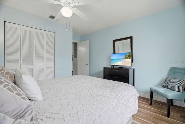 2538 OAKLEAF LANE 33B, Clearwater, FL 33763