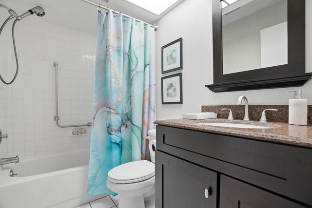 2538 OAKLEAF LANE 33B, Clearwater, FL 33763