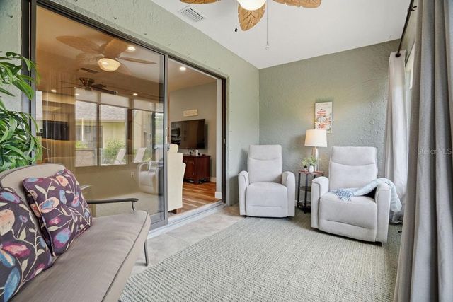 2538 OAKLEAF LANE 33B, Clearwater, FL 33763