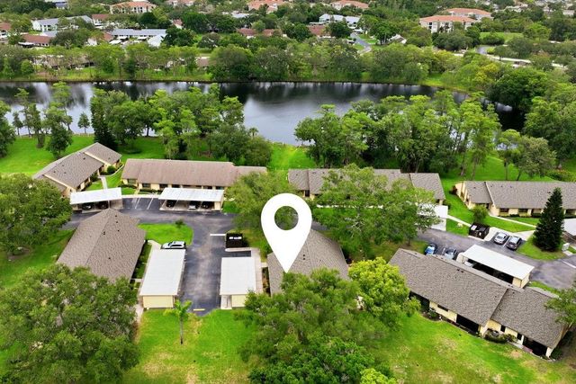 2538 OAKLEAF LANE 33B, Clearwater, FL 33763