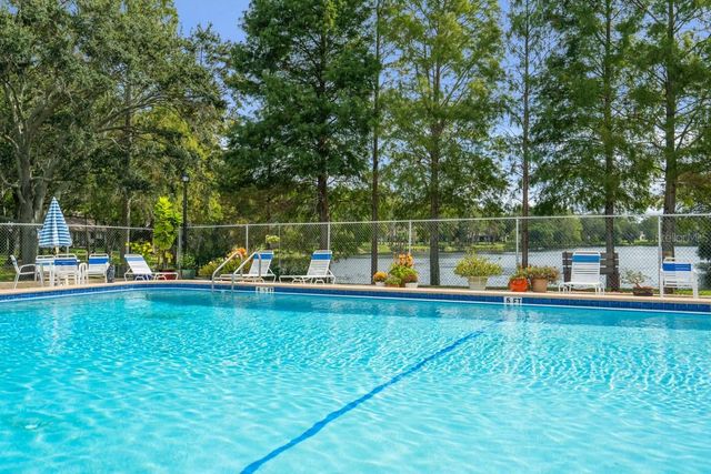 2538 OAKLEAF LANE 33B, Clearwater, FL 33763