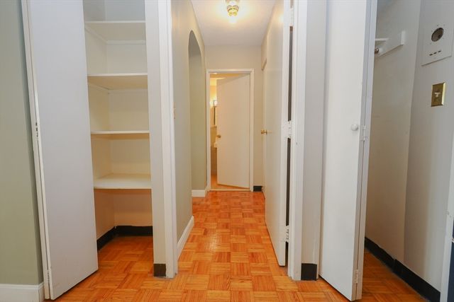 566 Commonwealth Ave 304, Boston, MA 02215