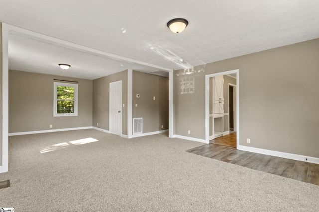 600 Sunnyside Drive, Greer, SC 29651