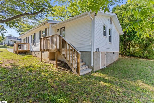 600 Sunnyside Drive, Greer, SC 29651