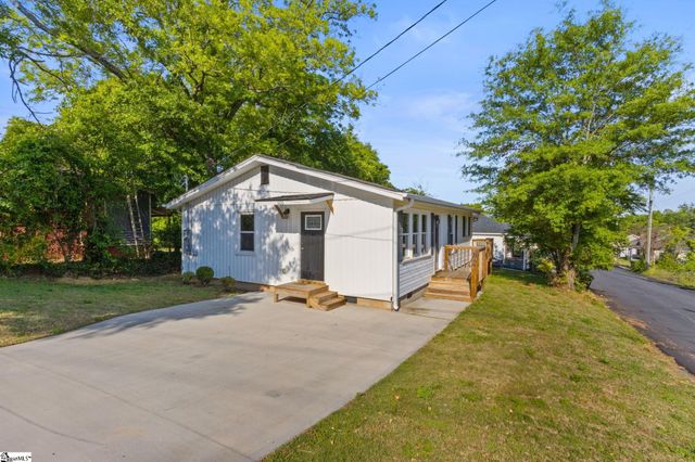600 Sunnyside Drive, Greer, SC 29651