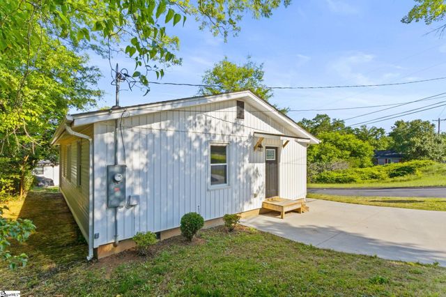 600 Sunnyside Drive, Greer, SC 29651