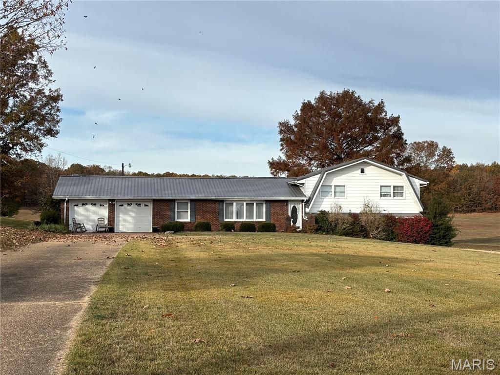 3905 State Hwy 21 S, Doniphan, MO 63935