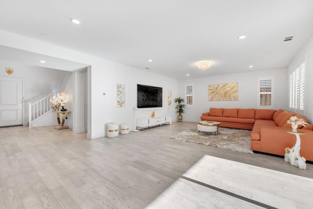 6383 Greymont Drive, Tracy, CA 95377