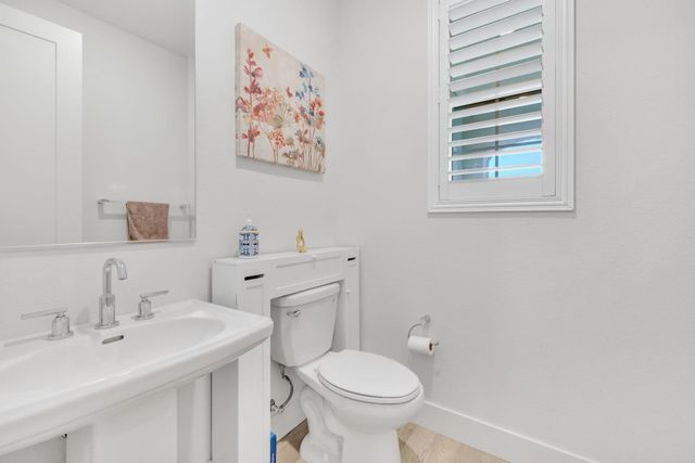 6383 Greymont Drive, Tracy, CA 95377