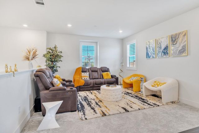 6383 Greymont Drive, Tracy, CA 95377