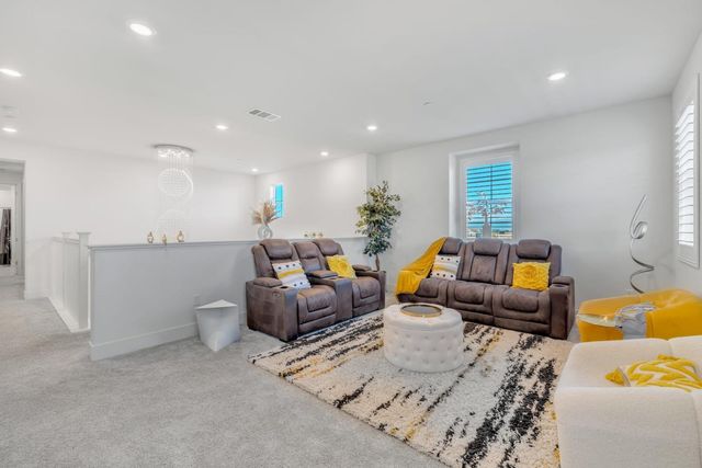 6383 Greymont Drive, Tracy, CA 95377