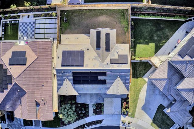 6383 Greymont Drive, Tracy, CA 95377