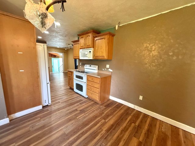 104 Mcneil, Energy, IL 62933