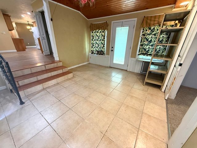 104 Mcneil, Energy, IL 62933